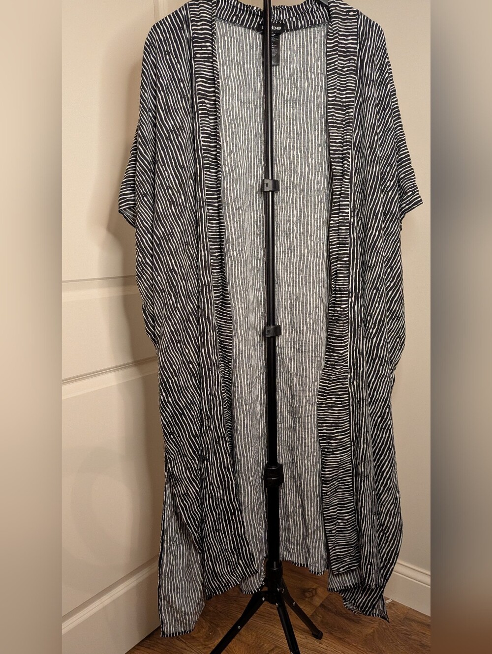 bebe Black and White Striped Open-Front Cape